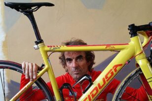 Κανέλλος Κανελλόπουλος: Ο ποδηλάτης από τα Βραχνέικα που επί 34 χρόνια κατέχει το ρεκόρ Γκίνες - ΒΙΝΤΕΟ