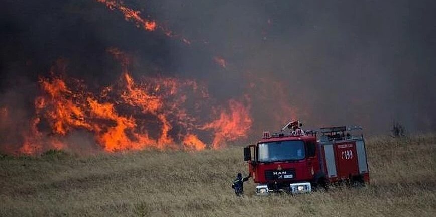 Κουβαράς Αττικής: Υπό έλεγχο τέθηκε η πυρκαγιά