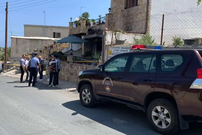 Κύπρος: Έλουσε με βενζίνη, έβαλε φωτιά στους συγγενείς του και αυτοκτόνησε