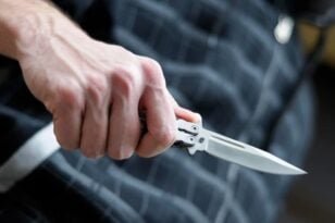 Ηλεία: Είχε πάνω του στιλέτο, μαχαίρι και σιδερογροθιά - Συνελήφθη ένα άτομο