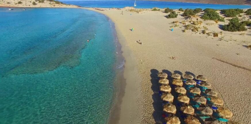 Πελοπόννησος: 9+1 παραλίες που θα σου πάρουν το μυαλό - ιδανική αφορμή για εκδρομή!
