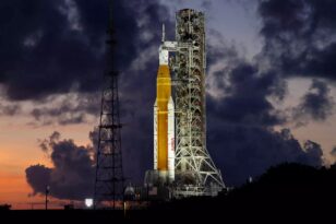 NASA: Εκτοξεύτηκε ο πύραυλος Artemis 1 με προορισμό τη Σελήνη - ΒΙΝΤΕΟ