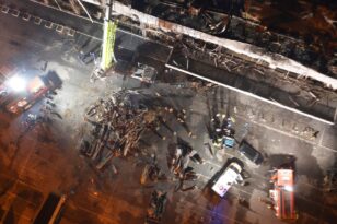 Ουκρανία: 18 οι νεκροί από το πλήγμα σε εμπορικό κέντρο του Κρεμεντσούκ – 36 αγνοούμενοι