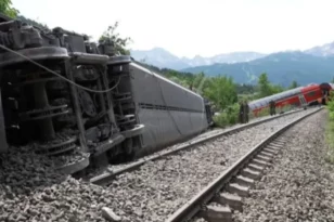 Γερμανία: Σιδηροδρομικό δυστύχημα στη Βαυαρία - Μετρούν 5 τα θύματα