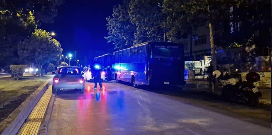 Θεσσαλονίκη: Αιματηρή συμπλοκή στο ΑΠΘ με έναν τραυματία - Έξι προσαγωγές ΦΩΤΟ - ΒΙΝΤΕΟ τραυματία