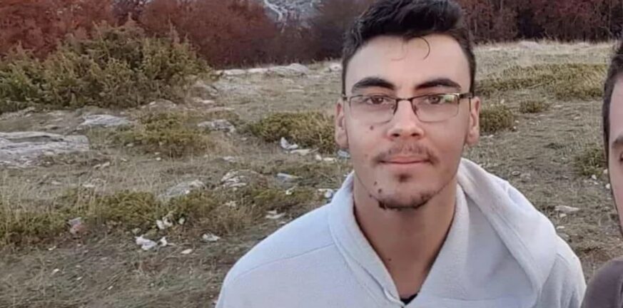 Χαλκιδική: Παραμένει αγνοούμενος ο 30χρονος - Έκκληση των συγγενών - Ο Δένδιας συμφώνησε σε παράταση της επιχείρησης Χαλκιδική: Παραμένει αγνοούμενος ο 30χρονος - Έκκληση των συγγενών - Ο Δένδιας συμφώνησε σε παράταση της επιχείρησης