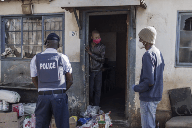 Νότια Αφρική: 18 νεκροί σε δύο επιθέσεις με πυροβολισμούς σε μπαρ