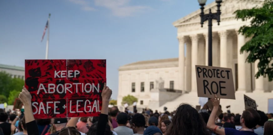 ΗΠΑ: Σε ισχύ η απαγόρευση αμβλώσεων σε Μισισιπή και Φλόριντα