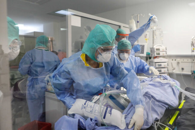 Αχαΐα - Πανδημία: 70 οι νοσηλευόμενοι, στα ύψη τα κρούσματα