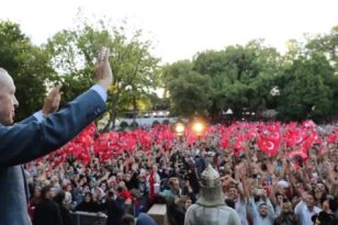 Κόντρα μεταξύ Τουρκίας - Γερμανίας: Αντιδράσεις στην Άγκυρα για αφίσες του Κουρδικού Κόμματος στη Νυρεμβέργη