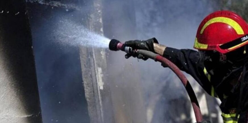 Πυρκαγιά σε σπίτι στην Αμαλιάδα – Στο «παραπέντε» σώθηκε ένα ανήλικο παιδί ΦΩΤΟ- ΒΙΝΤΕΟ