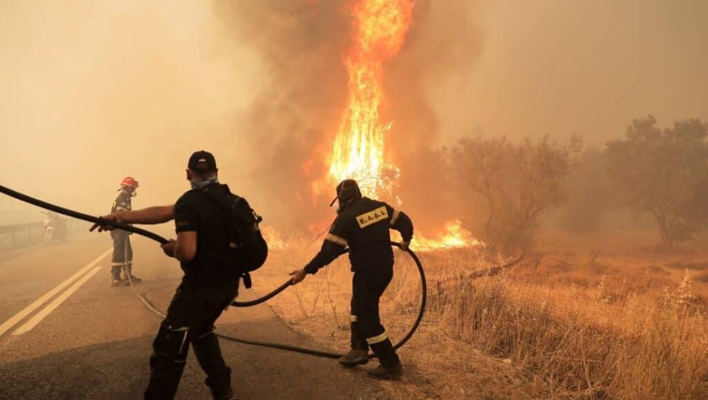 Φωτιά στην Πεντέλη: «Δεν υπάρχει ενεργό μέτωπο» – Ο χάρτης της πυρκαγιάς ΦΩΤΟ - ΒΙΝΤΕΟ - ΣΥΝΕΧΗΣ ΕΝΗΜΕΡΩΣΗ