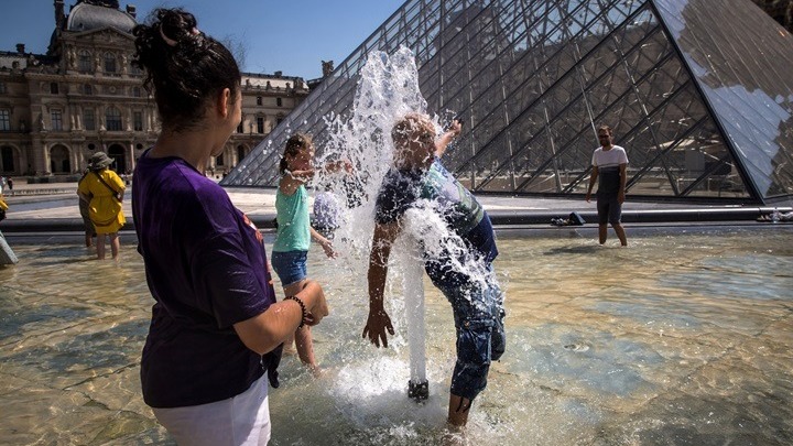 Γαλλία: Ρεκόρ υψηλής θερμοκρασίας σε 64 κοινότητες