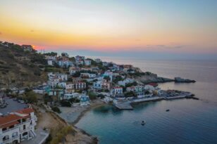 Αυτά είναι τα 5 μέρη του κόσμου που οι άνθρωποι ζουν περισσότερο μέχρι τα 100 – Ένα βρίσκεται στην Ελλάδα