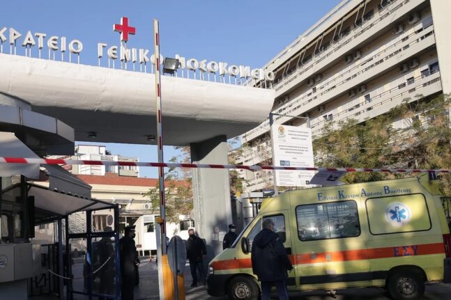 Βέροια: Νεογνό μεταφέρθηκε επειγόντως στο Ιπποκράτειο της Θεσσαλονίκης - Νοσηλεύεται σε ΜΕΘ