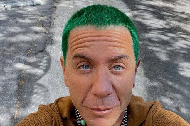 Ο Γιώργος Μαζωνάκης με το πράσινο μαλλί του έρχεται στην Πάτρα!