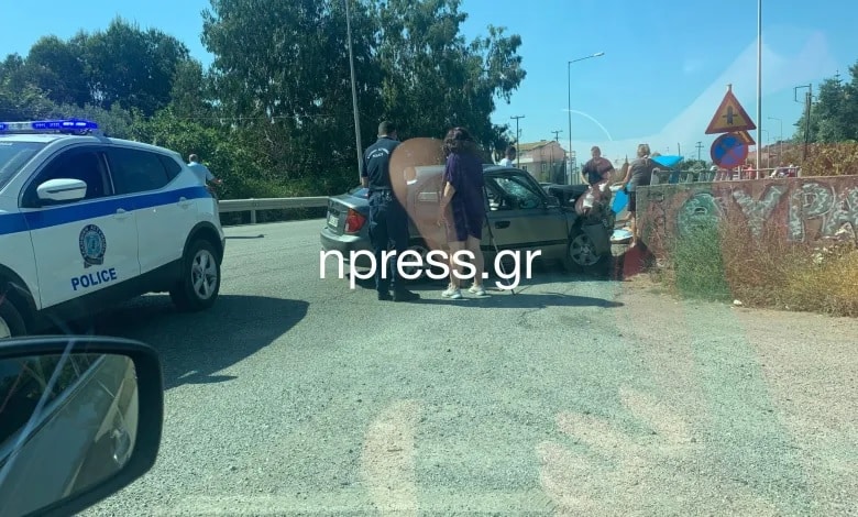 Ναύπακτος: Σοβαρό τροχαίο στην Παλαιοπαναγιά – Δύο ανήλικοι τραυματίες ΦΩΤΟ - BINTEO