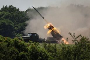 Πόλεμος στην Ουκρανία: Ρωσικοί πύραυλοι «χτυπούν» Ντονμπάς και Μικολάιβ