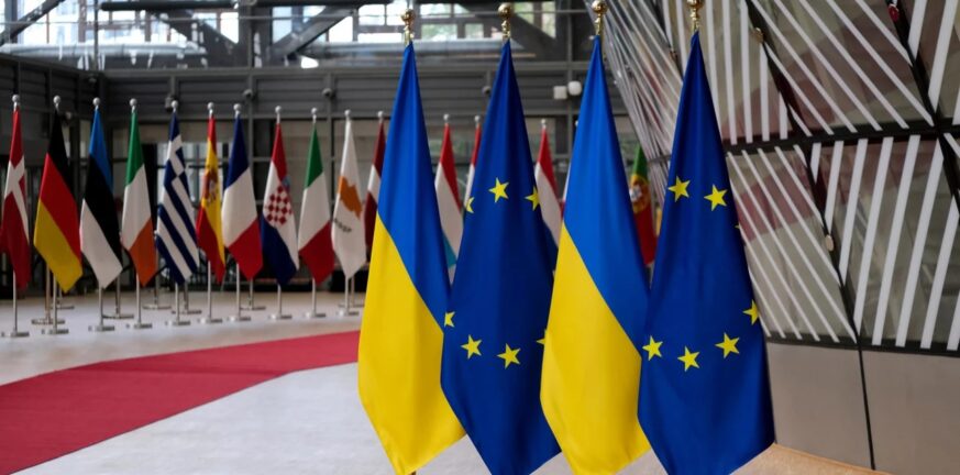 Ουκρανία: Η κεντρική τράπεζα υποτίμησε το εθνικό νόμισμα κατά 25% έναντι του δολαρίου