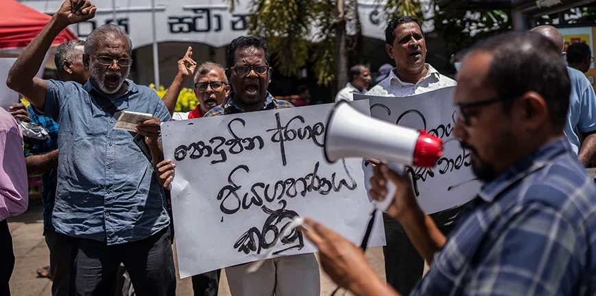 Σρι Λάνκα: Σωρεία αντιδράσεων και διαδηλώσεις προκαλεί ο υποψήφιος πρόεδρος - «Ανεπιθύμητος»