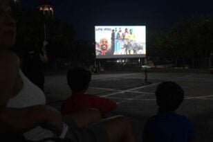 Δημοτικός Κινητός Κινηματογράφος: Η «Σούπα Μόντο μας δίνουν «ραντεβού» την Κυριακή 24 Ιουλίου στην πλατεία της Θέας