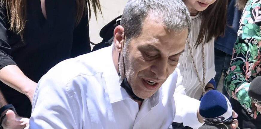 Θέμης Αδαμαντίδης: Ελεύθερος με περιοριστικούς όρους - Απαγορεύεται να πλησιάσει στα 100 μέτρα τη σύντροφό του BINTEO