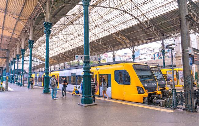 ΕΡΕΥΝΑ: Τα τρένα των ευρωπαϊκών πόλεων... που μοιάζουν στην Πάτρα - ΦΩΤΟ