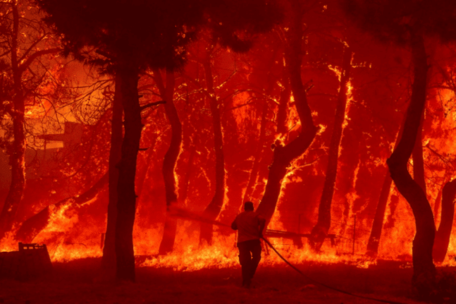 Μεγάλη φωτιά στη Λέσβο: Αποπνικτική η εικόνα - Οι καπνοί φτάνουν μέχρι τα Κύθηρα - Μπήκε στον οικισμό Βατερά, κάηκαν σπίτια ΦΩΤΟ - ΒΙΝΤΕΟ ΣΥΝΕΧΗΣ ΕΝΗΜΕΡΩΣΗ