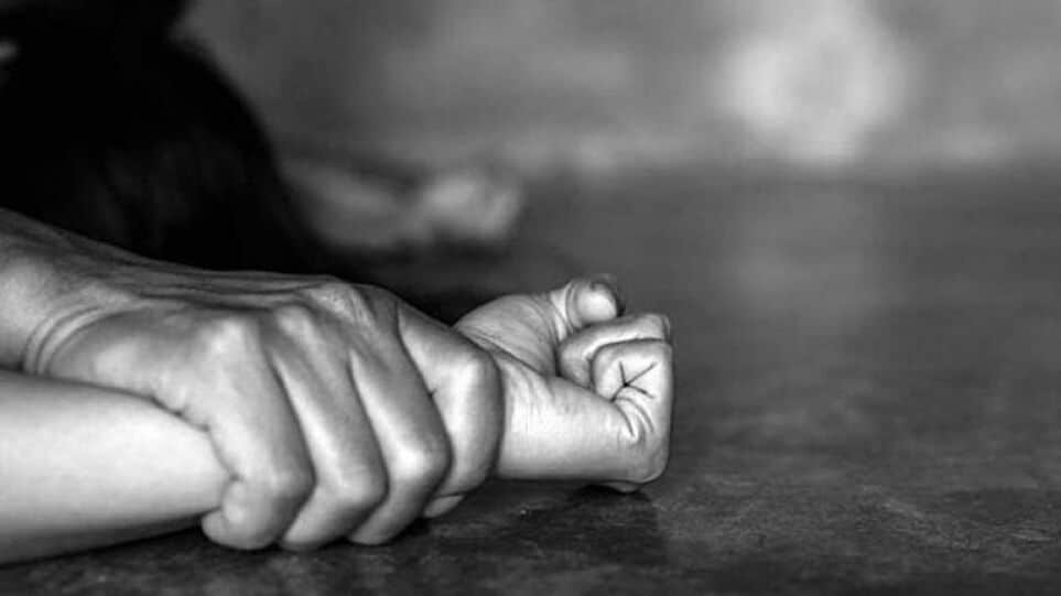 Χανιά – Ομαδικός βιασμός τουρίστριας: Τι βρέθηκε στο κινητό κατηγορούμενου – Σε κατάσταση σοκ η κοπέλα