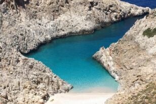 Κρήτη: Ζευγάρι τουριστών είχε «εγκλωβιστεί» στα Σεϊτάν Λιμάνια - Δύσβατη η περιοχή