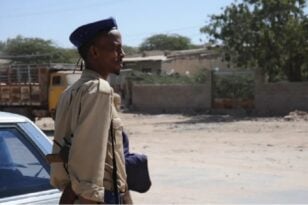 Σομαλία: Έκρηξη παγιδευμένου οχήματος πλησίον ξενοδοχείου - Πέντε νεκροί και 14 τραυματίες 