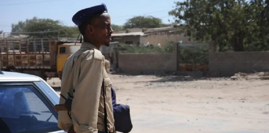 Σομαλία: Έκρηξη παγιδευμένου οχήματος πλησίον ξενοδοχείου - Πέντε νεκροί και 14 τραυματίες 