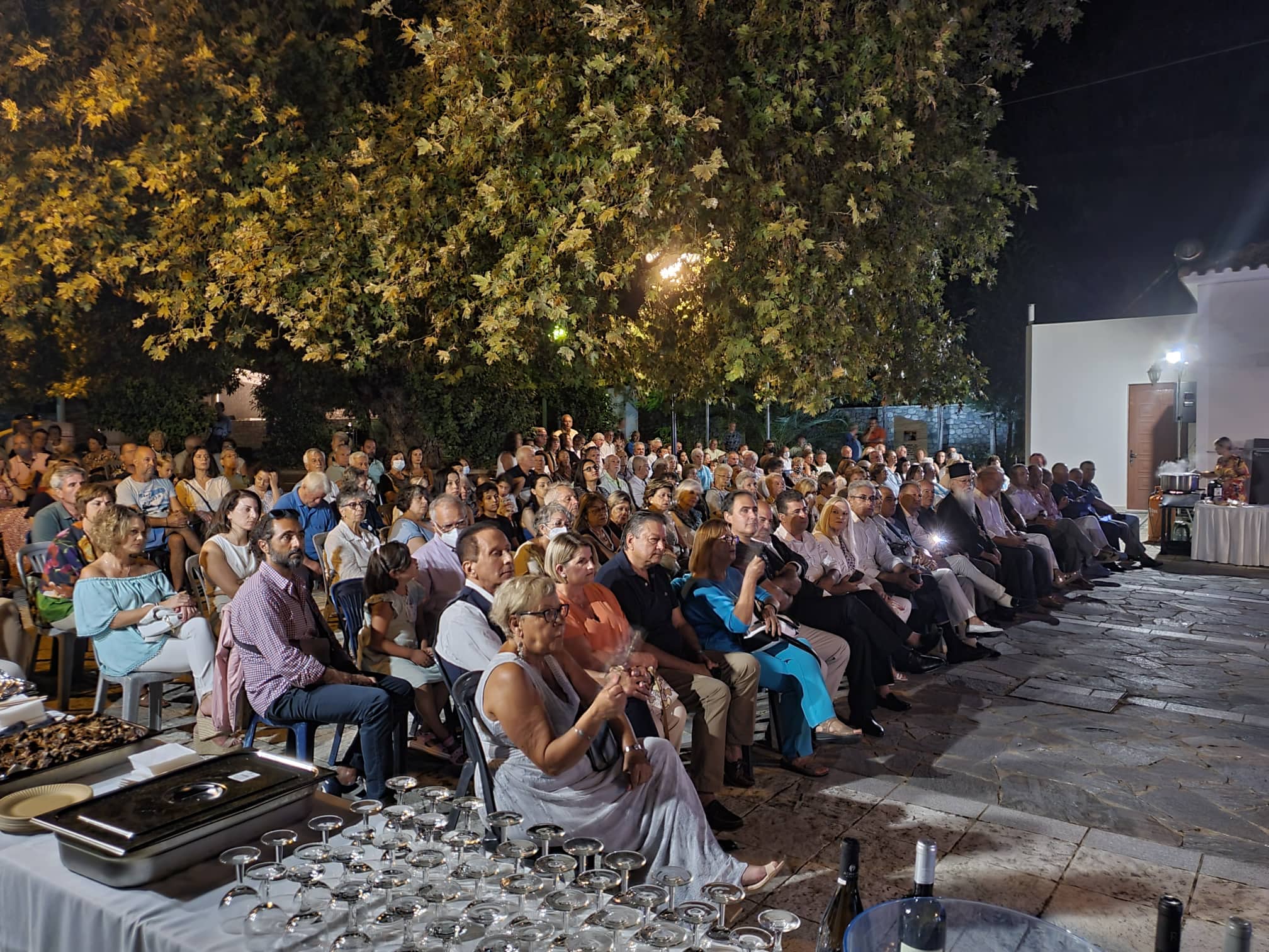 Οινοξένεια 2022: Συγκινητικές στιγμές στο «Συναπάντημα μνήμης: Κύπρος - Αιγιάλεια» - ΦΩΤΟ