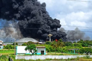 Κούβα: Εκτός ελέγχου η φωτιά στις πετρελαϊκές εγκαταστάσεις - Ένας νεκρός και 16 αγνοούμενοι 