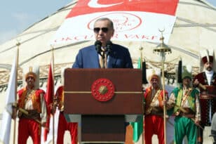 Απειλητικός ο Ερντογάν: «Μπορούμε να έρθουμε ξαφνικά ένα βράδυ»