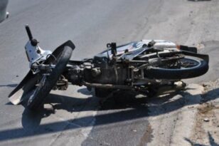Κέρκυρα: Δίκυκλο εξετράπη της πορείας του - Τραυματισμένος ο οδηγός