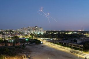 Λωρίδα της Γάζας: Νέα έκρηξη της βίας - Με τανκς απάντησε το Ισραήλ στην εκτόξευση ρουκετών