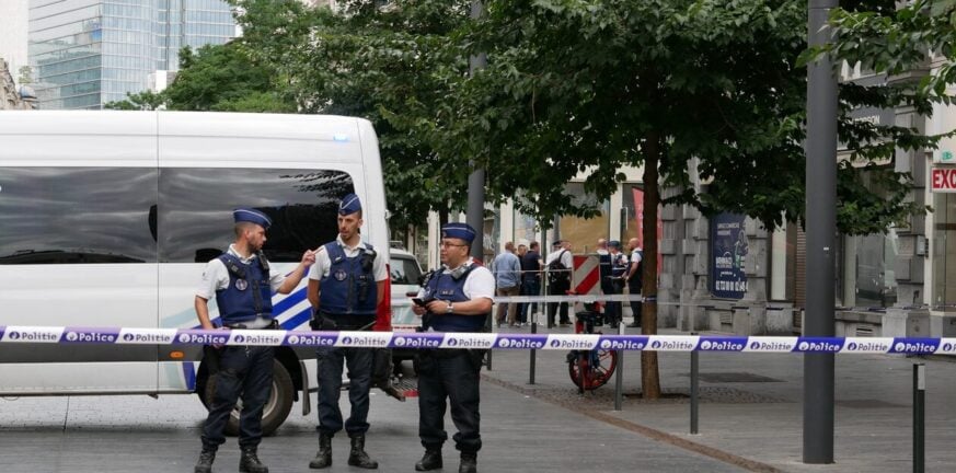 Βέλγιο: Συνέλαβαν τον οδηγό του βαν που έπεσε σε καφετέρια στις Βρυξέλλες