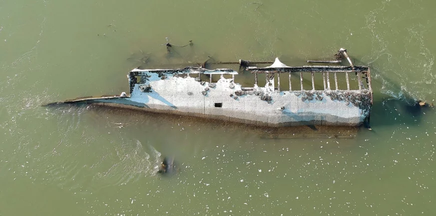 Ποταμός Δούναβης: Η στάθμη του έπεσε τόσο που εμφανίστηκαν πλοία του Β΄ Παγκοσμίου - ΒΙΝΤΕΟ