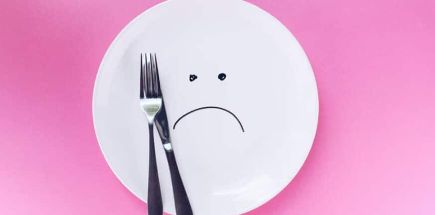 Διαλειμματική νηστεία: Επιτυγχάνεται η απώλεια βάρους;