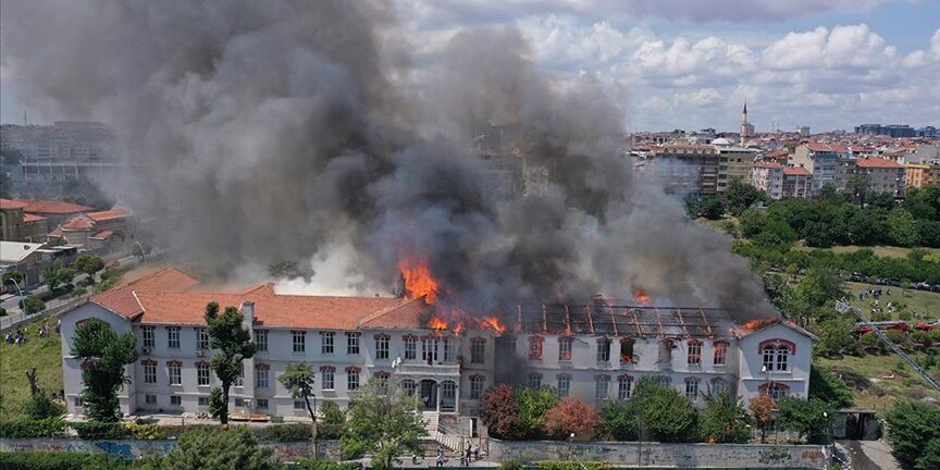 Τουρκία: Καταστράφηκε ολοσχερώς το ελληνικό νοσοκομείο στην Κωνσταντινούπολη - ΒΙΝΤΕΟ