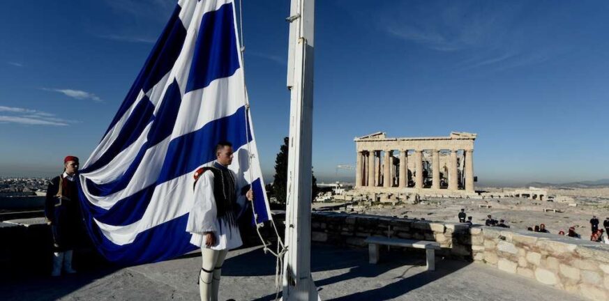 Διεθνής δημοσκόπηση: Πόσοι Έλληνες θα πολεμούσαν για την πατρίδα
