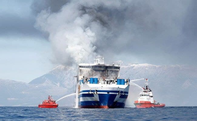 Σουηδία: Φωτιά σε οχηματαγωγό πλοίο μες 300 επιβαίνοντες