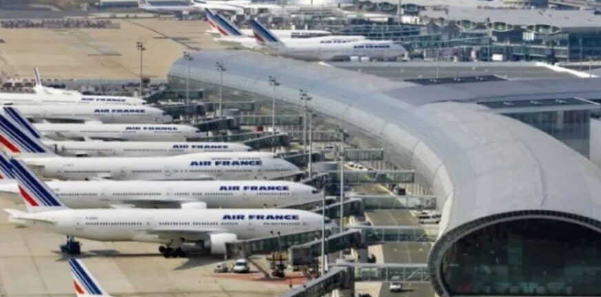 Γαλλία: Άνδρας με μαχαίρι σκοτώθηκε στο αεροδρόμιο Σαρλ ντε Γκολ από αστυνομικά πυρά