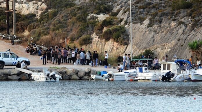 Κύθηρα: Βρέθηκε και δεύτερο σκάφος με μετανάστες 