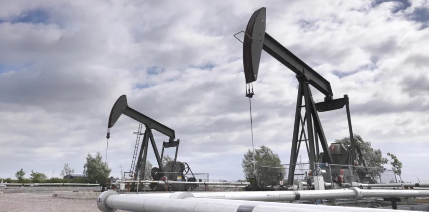 Πετρέλαιο: Γιατί έχασε 30% μέσα σε μόλις δύο μήνες - Οι εκτιμήσεις για το τι έπεται 