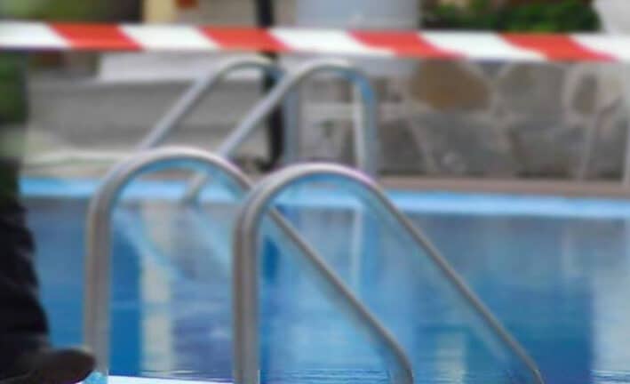 Πώς έγινε η τραγωδία στη Νέα Μάκρη - Τρία λεπτά έμεινε στον πάτο της πισίνας η 10χρονη
