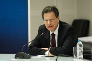 Σκυλακάκης: Η Ελλάδα δεν θα μπει σε ύφεση, έχει μπροστά της μια επενδυτική άνθηση