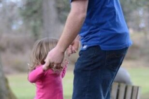 Πατρινός μπαμπάς κατά παιδοψυχολόγου - «Η πρώην σύζυγός μου δεν μου ξαναέδωσε το παιδί, δήθεν ότι είχα ασελγήσει»