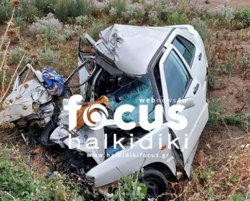 Χαλκιδική - Σύγκρουση αυτοκινήτου με φορτηγό: Νεκρός 29χρονος - ΦΩΤΟ